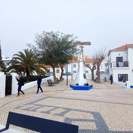 2 Bedrooms At 200 M Away From The Beach With Sea View And Wifi Lejlighed *