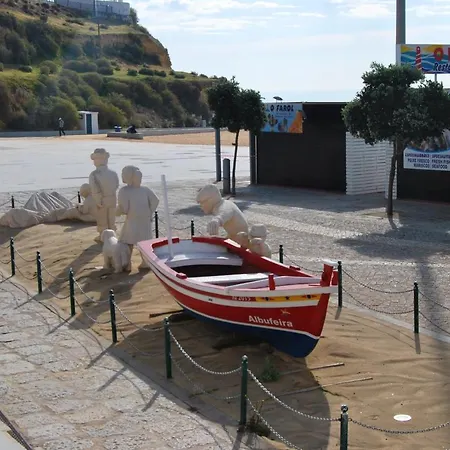 2 Bedrooms At 200 M Away From The Beach With Sea View And Wifi
