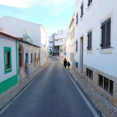 2 Bedrooms At 200 M Away From The Beach With Sea View And Wifi Albufeira